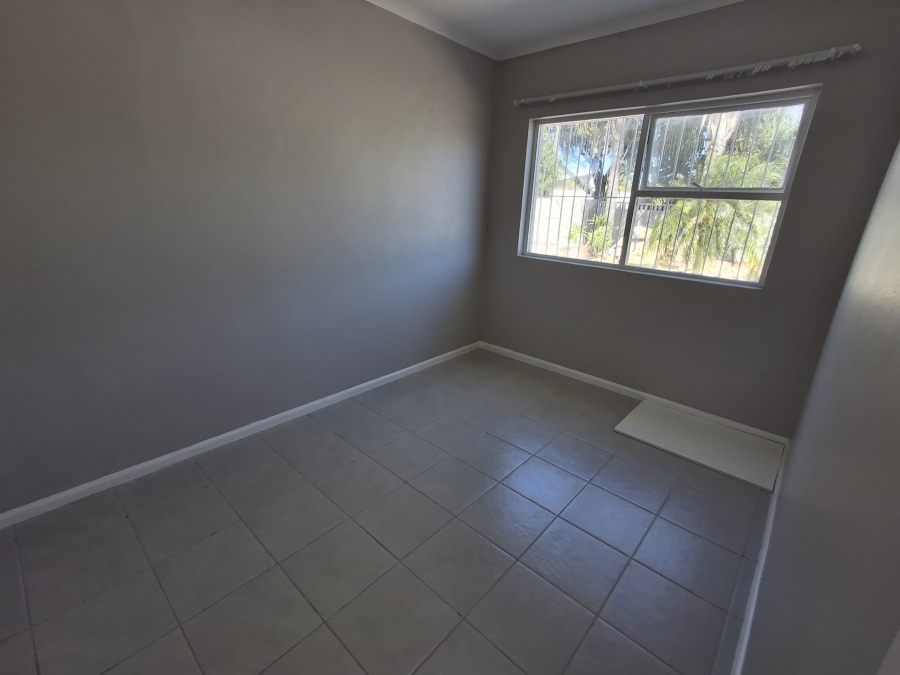 To Let 2 Bedroom Property for Rent in Windsor Park Western Cape